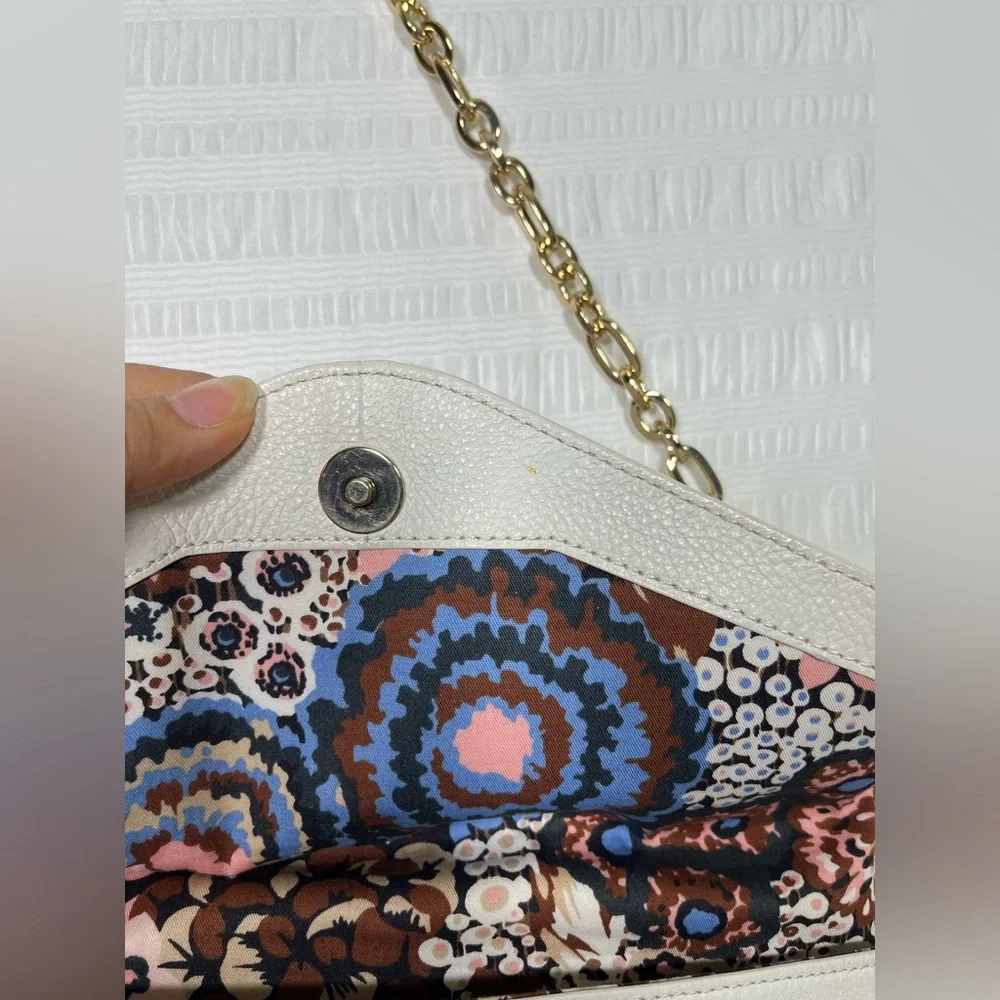 Vera Bradley White Quilted Harper Leather Clutch gold shoulder strap bag